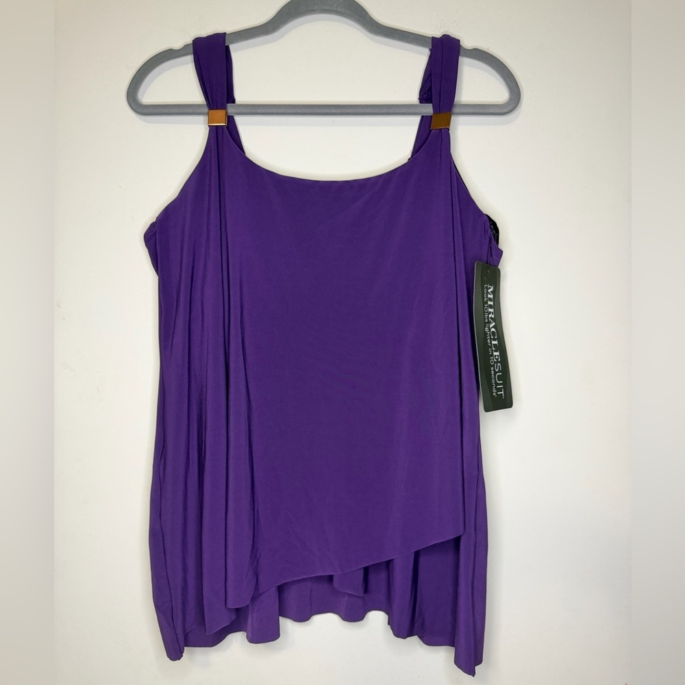 NWT MiracleSuit Purple Dazzle Underwired Swim Top with Accent Straps Size 14.